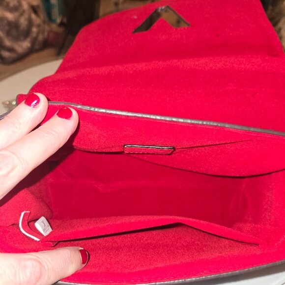 Louis Vuitton Pink Purple & Blue Gradient Epi Leather PM Twist Shoulder Bag. - Picture 3 of 7